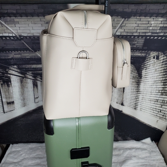 NWT MONOS METRO DUFFEL Carry-on - Picture 8 of 17